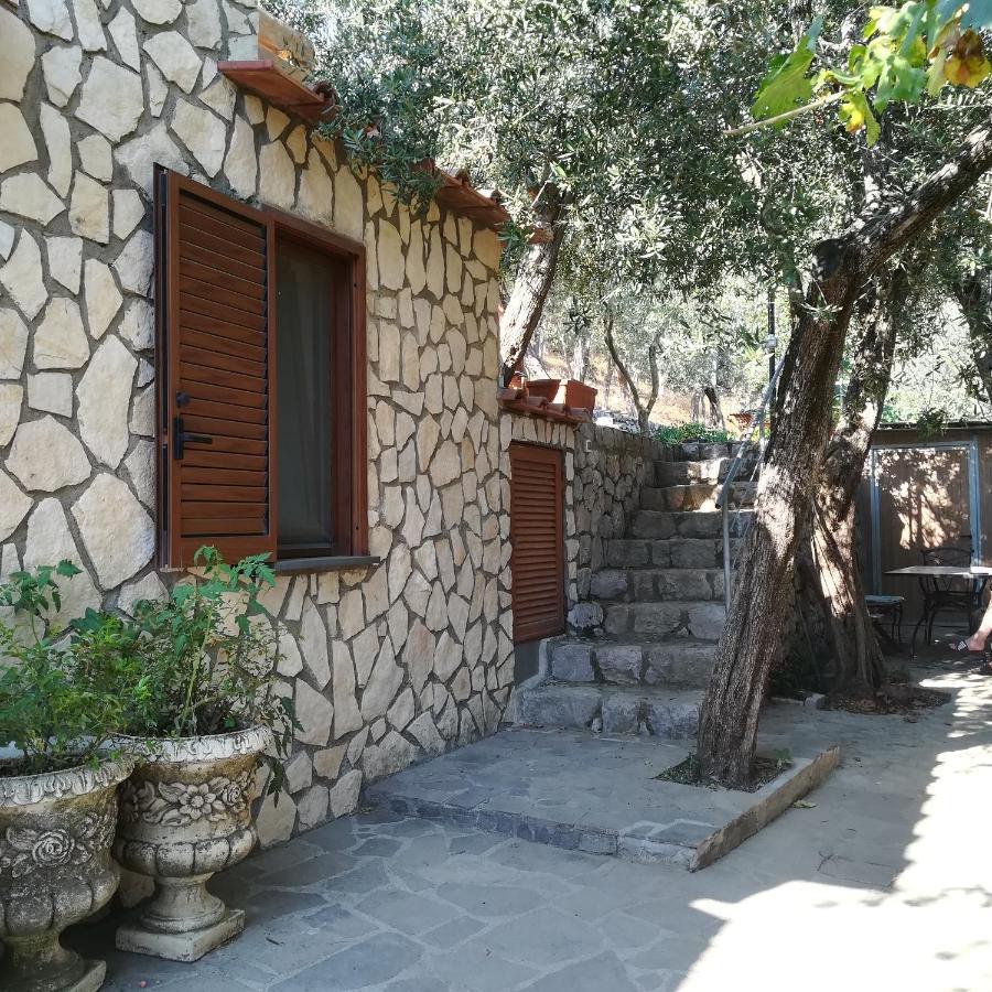 La Mandra, Cottage Tra Gli Ulivi Vico Equense Exterior photo